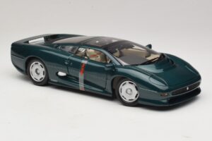Jaguar XJ220 Verde Metálico Maisto 1:18 31807 Metal - imagem 6 de 8