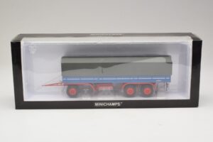 Kassbohrer 3-Achs Azul Preto Minichamps 1:43 439161090 Metal - imagem 6 de 6