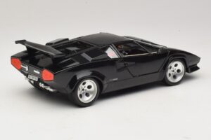 Lamborghini Countach 5000 Quattrovalvole Preto Bburago 1:18 3337 Metal - imagem 3 de 8