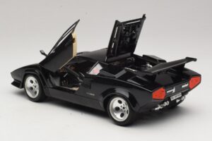 Lamborghini Countach 5000 Quattrovalvole Preto Bburago 1:18 3337 Metal - imagem 5 de 8
