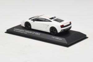 Lamborghini Gallardo LP550-2 Tricolore Branco Minichamps 1:43 400103801 Metal - imagem 3 de 5