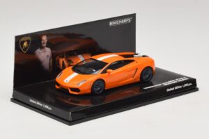 Lamborghini Gallardo LP550-2 Valentino Balboni Minichamps 1:43 436103802 Metal - imagem 2 de 5