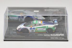 Lamborghini Gallardo LP600 GT3 #34 Reiter Engineering H-J. Stuck 24 Hours of Nurburgring 2011 Minichamps 1:43 437111284 Metal - imagem 4 de 5