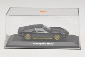 Lamborghini Miura P400 Preto Maxichamps 1:43 940103000 Metal - imagem 4 de 5