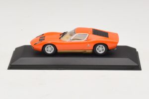 Lamborghini Miura P400 Laranja Minichamps 1:43 430103002 Metal