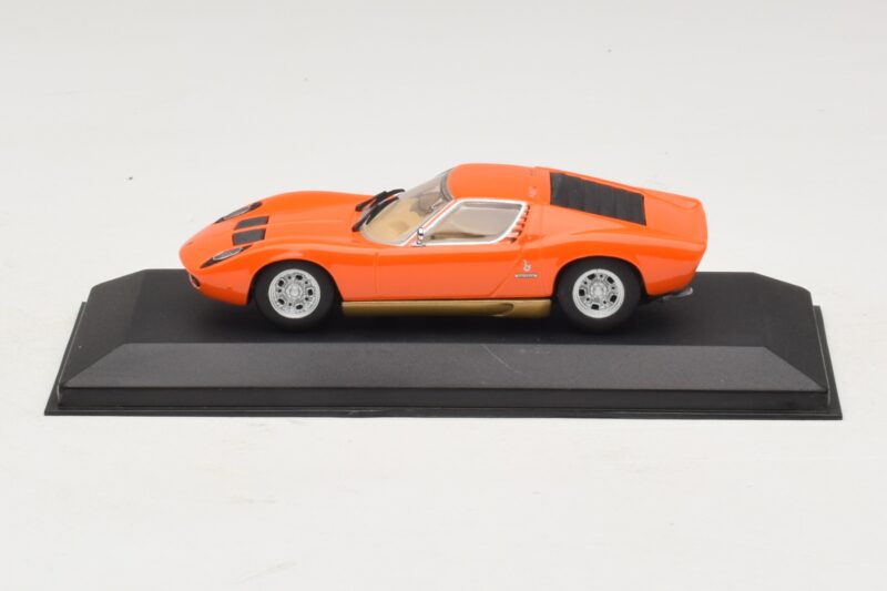 Lamborghini Miura P400 Laranja Minichamps 1:43 430103002 Metal