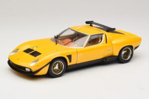 Lamborghini Miura SVR Amarelo & Preto Kyosho 1:18 08319GY Metal