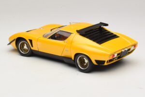 Lamborghini Miura SVR Amarelo & Preto Kyosho 1:18 08319GY Metal - imagem 7 de 8