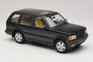 Land Rover Range Rover P38A 4.6 HSE Verde Metálico AUTOart 1:18 70010 Metal - imagem 6 de 8