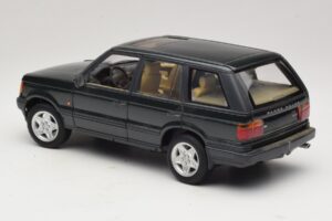 Land Rover Range Rover P38A 4.6 HSE Verde Metálico AUTOart 1:18 70010 Metal - imagem 7 de 8