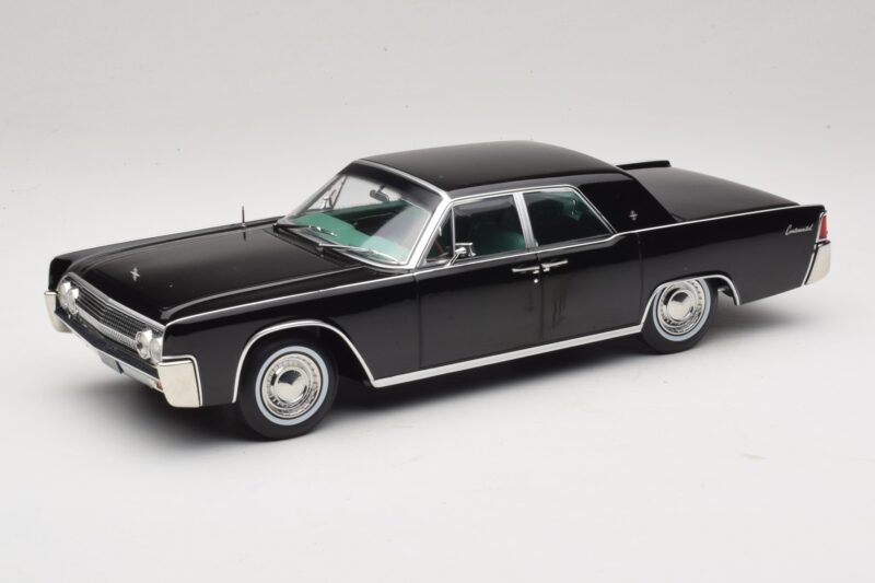 Lincoln Continental Preto KK-Scale 1:18 KKDC181483 Metal