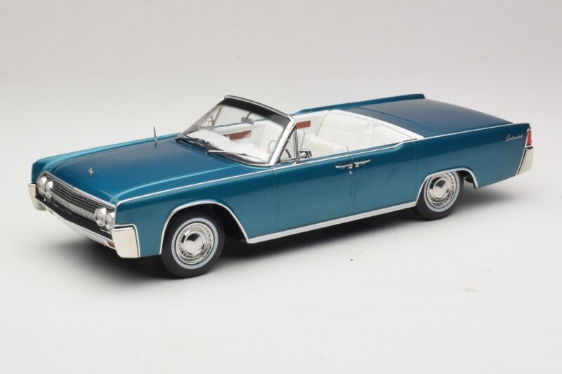 Lincoln Continental Convertible Turquesa Metálico KK-Scale 1:18 KKDC181524 Metal