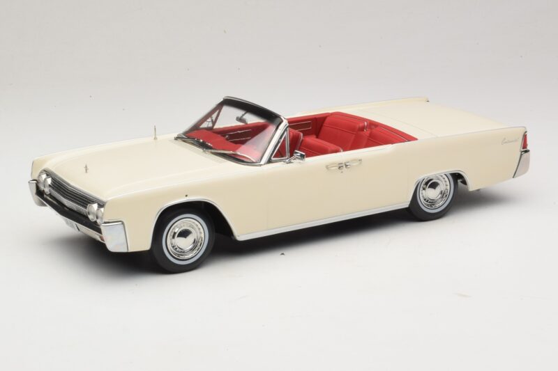 Lincoln Continental Convertible Branco John F. Kennedy KK-Scale 1:18 KKDC181523 Metal