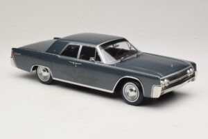 Lincoln Continental Cinzento Metálico Marnie KK-Scale 1:18 KKDC181482 Metal - imagem 4 de 6
