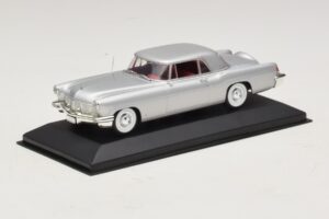 Lincoln Continental Mark II Prateado Minichamps 1:43 400082301 Metal - imagem 2 de 4