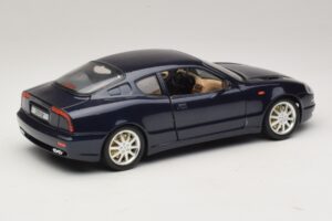 Maserati 3200 GT Azul Bburago 1:18 3371-P1 Metal - imagem 3 de 8