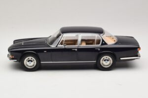 Maserati Quattroporte I Azul Escuro KK-Scale 1:18 KKDC181513 Metal - imagem 3 de 6