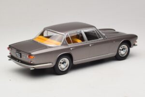 Maserati Quattroporte I Cinzento Metálico KK-Scale 1:18 KKDC181511 Metal - imagem 2 de 6