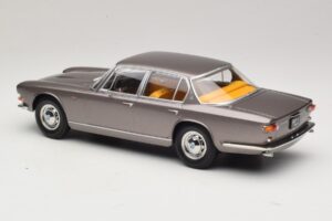Maserati Quattroporte I Cinzento Metálico KK-Scale 1:18 KKDC181511 Metal - imagem 5 de 6
