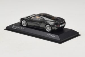 McLaren 570GT Storm Grey Minichamps 1:43 537154520 Metal - imagem 3 de 5