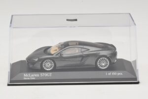 McLaren 570GT Storm Grey Minichamps 1:43 537154520 Metal - imagem 4 de 5