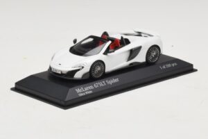 McLaren 675LT Spider Silica White Minichamps 1:43 537154432 Diecast - imagem 2 de 5