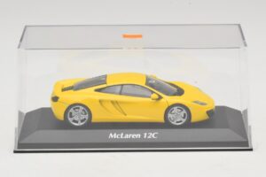 McLaren MP4-12C Amarelo Maxichamps 1:43 940133020 Metal - imagem 4 de 5