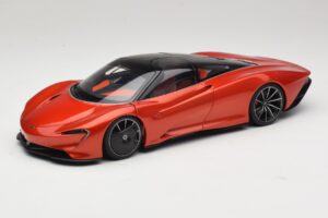 McLaren Speedtail Volcano Orange AUTOart 1:18 76088 Compósito