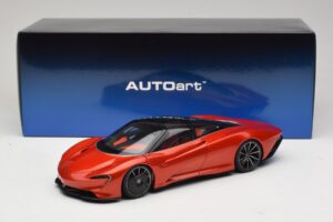 McLaren Speedtail Volcano Orange AUTOart 1:18 76088 Compósito - imagem 8 de 8