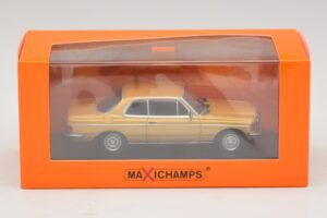 Mercedes 230 CE C123 Dourado Metálico Maxichamps 1:43 940032220 Metal - imagem 5 de 5