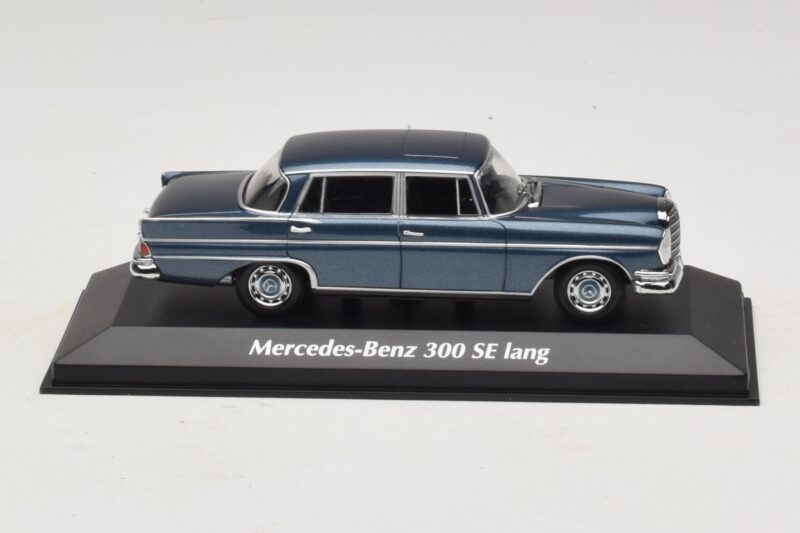 Mercedes 300 SE W112 Lang Azul Metálico Maxichamps 1:43 940035200 Metal