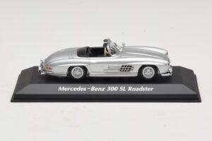 Mercedes 300 SL W198 Roadster Prata Maxichamps 1:43 Mercedes 300 SL W198 Roadster Prata Maxichamps 1:43 940039030 Diecast