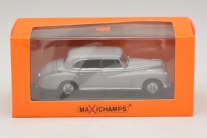 Mercedes 300 W186 Cinzento Maxichamps 1:43 940039061 Metal - imagem 5 de 5