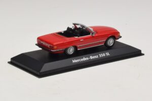 Mercedes 350 SL R107 Vermelho Maxichamps 1:43 940033432 Diecast - imagem 2 de 5