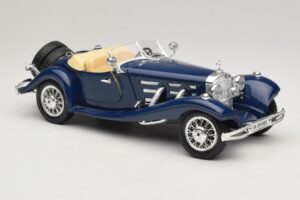 Mercedes 500K Roadster Azul Bburago 1:20 3070 Metal - imagem 6 de 8