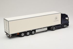 Mercedes Actros 1044 Azul Minichamps 1:43 B66000604 Metal - imagem 2 de 7