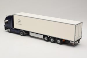 Mercedes Actros 1044 Azul Minichamps 1:43 B66000604 Metal - imagem 5 de 7
