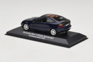 Mercedes C-Class Sportscoupe CL203 Blue Metallic Bundespressball Minichamps 1:43 MB010 Metal - imagem 3 de 5
