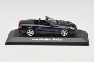 Mercedes SL R230 Azul Metálico Maxichamps 1:43 Mercedes SL R230 Azul Metálico Maxichamps 1:43 940037531 Diecast