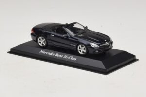 Mercedes SL R230 Azul Metálico Maxichamps 1:43 940037531 Diecast - imagem 3 de 5