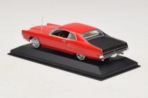 Mercury Marauder X-100 Vermelho Preto Minichamps 1:43 400082121 Metal - imagem 3 de 5
