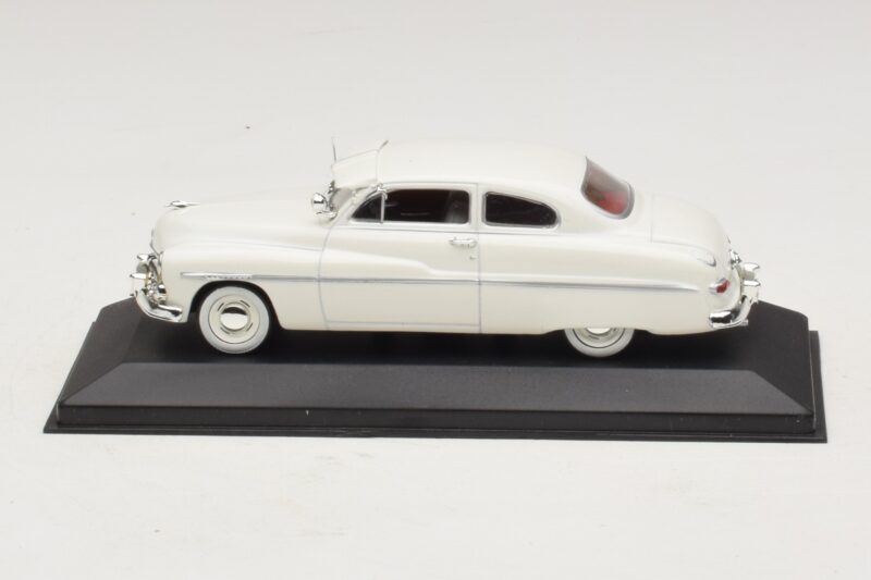 Mercury Monterey Branco Minichamps 1:43 400082401 Metal
