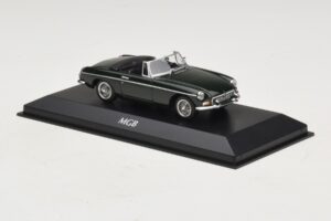 MG MGB Mk1 Verde Maxichamps 1:43 940131031 Metal - imagem 3 de 5