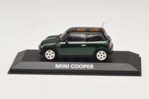 Mini Cooper S R53 Verde Escuro Com Teto Preto Minichamps 1:43 MINI023 Metal
