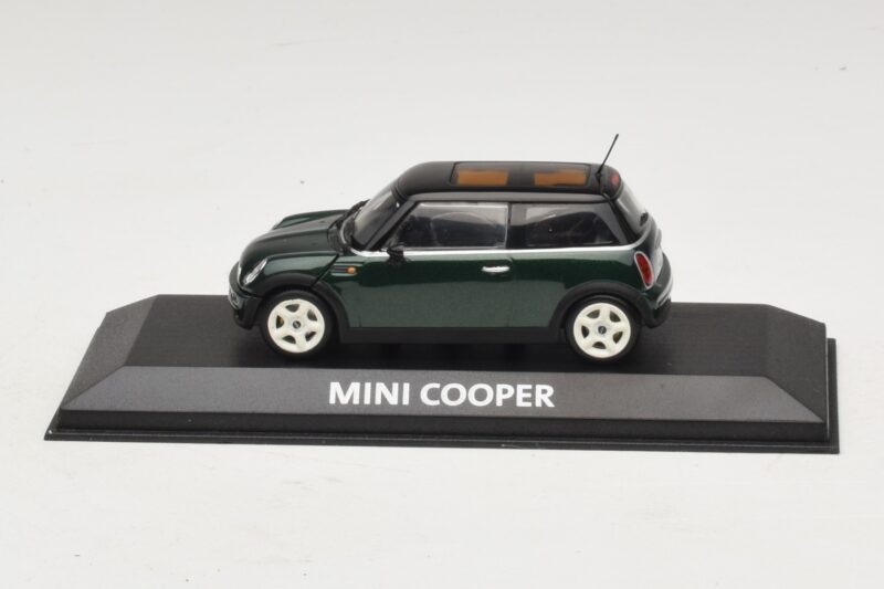 Mini Cooper S R53 Verde Escuro Com Teto Preto Minichamps 1:43 MINI023 Metal