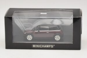 Mini Cooper S R53 Vermelho Escuro Com Teto Preto Minichamps 1:43 MINI028 Metal - imagem 5 de 5