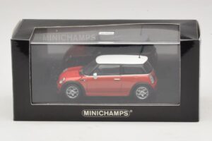 Mini Cooper S R53 Vermelho Com Teto Branco Minichamps 1:43 MINI025 Metal - imagem 5 de 5