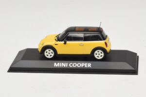 Mini Cooper S R53 Amarelo Com Teto Preto Minichamps 1:43 MINI031 Metal