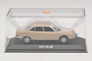 NSU Ro 80 Bege Maxichamps 1:43 940015401 Metal - imagem 4 de 5