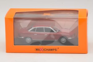 NSU Ro 80 Vermelho Maxichamps 1:43 940015402 Metal - imagem 5 de 5